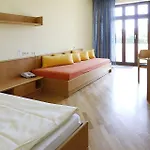 Hotel Tagungs- Und Bildungszentrum Steinbach/taunus 3*