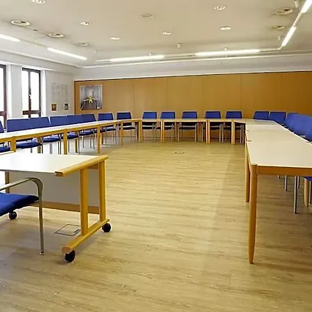 Tagungs- Und Bildungszentrum Steinbach/taunus
