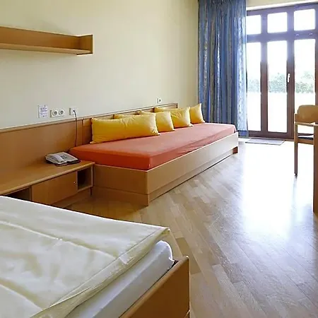 Hotel Tagungs- Und Bildungszentrum Steinbach/taunus 3*