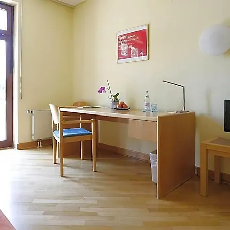 Tagungs- Und Bildungszentrum Steinbach/taunus