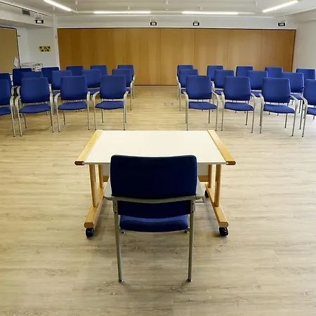 Tagungs- Und Bildungszentrum Steinbach/taunus