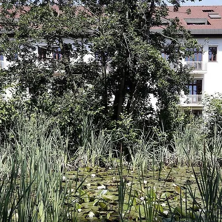 Tagungs- Und Bildungszentrum Steinbach/taunus 3*