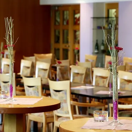 Tagungs- Und Bildungszentrum Steinbach/taunus